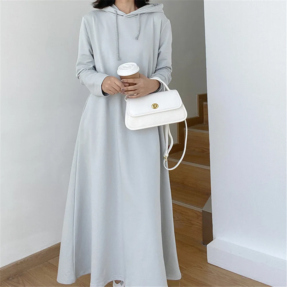 Женское платье-свитер с капюшоном свободное однотонное длинное платье в