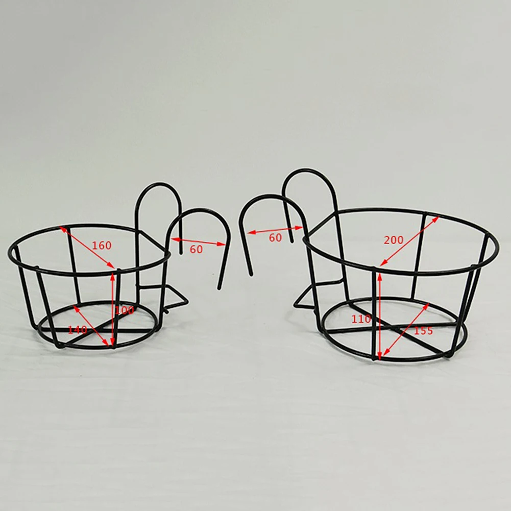 

Hanging Flower Frame for Outdoor Fence Decor Racks Racks Round Metal Garden Pots
