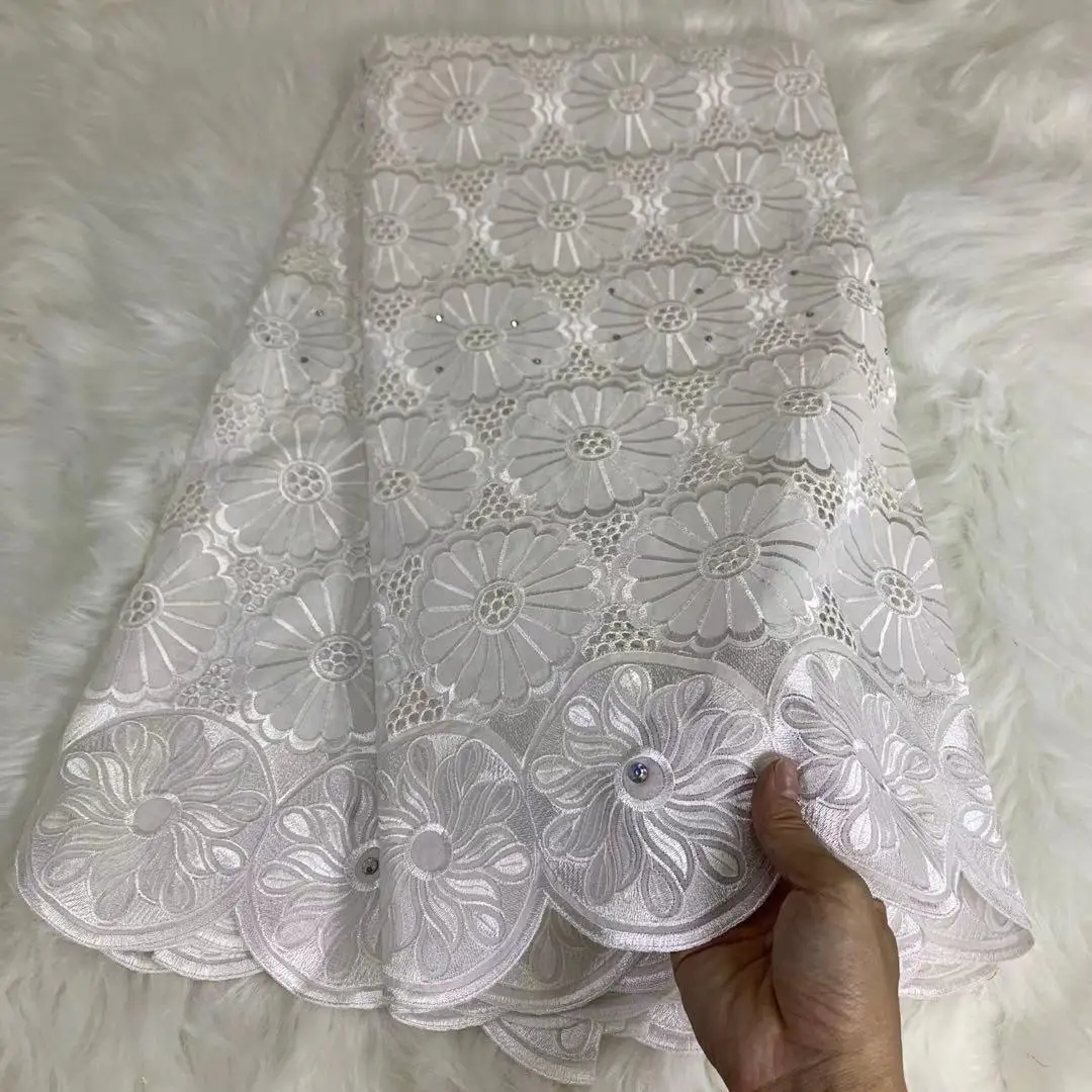 

Swiss Voile Lace In Switzerland African Lace Fabric 2021 High Quality 100% Cotton Embroidery Nigerian Lace Fabric For Dress Sew