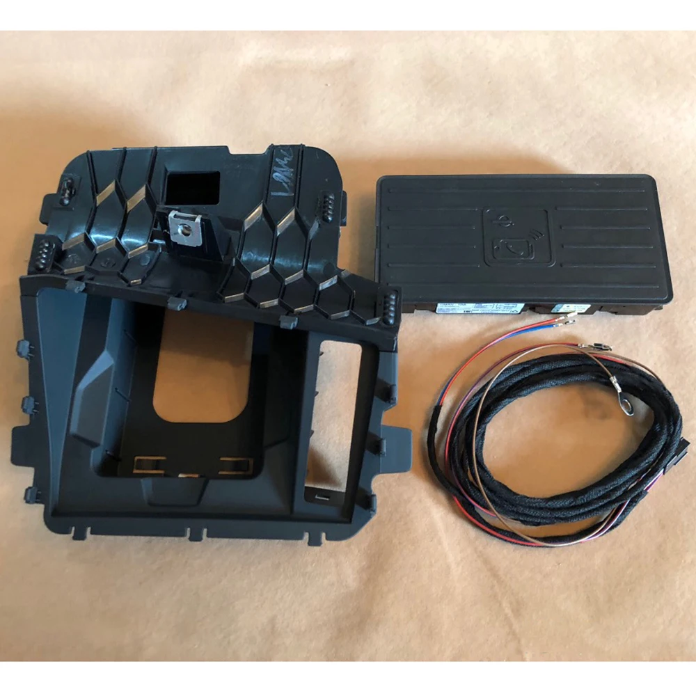 

Зарядное устройство, Набор обновлений для AUDI Q3 83A LHD, Беспроводная зарядка, быстрая зарядка, 4N0 035 502 B