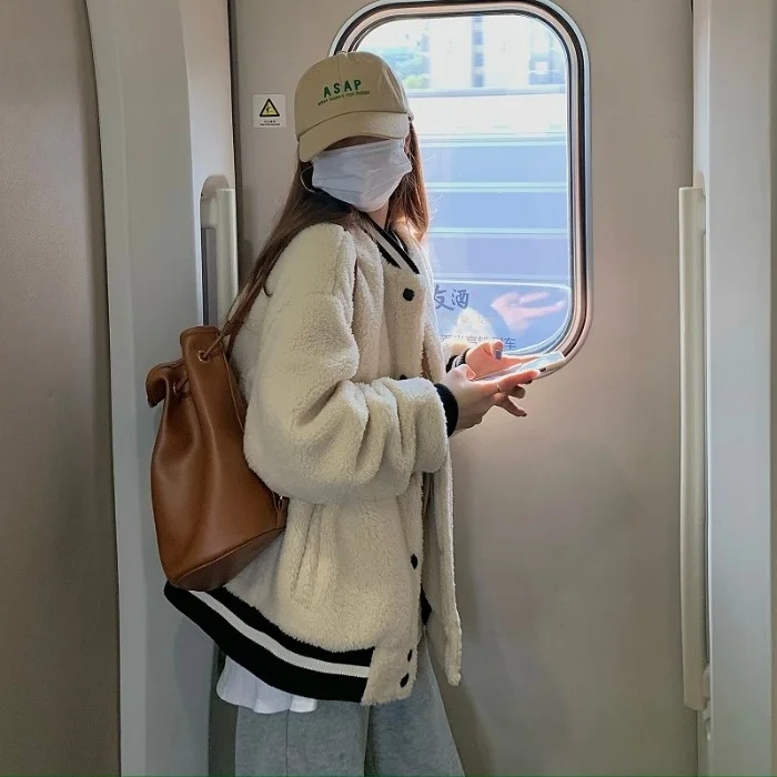 Куртка женская из овечьей шерсти утепленная свободная бейсбольная куртка