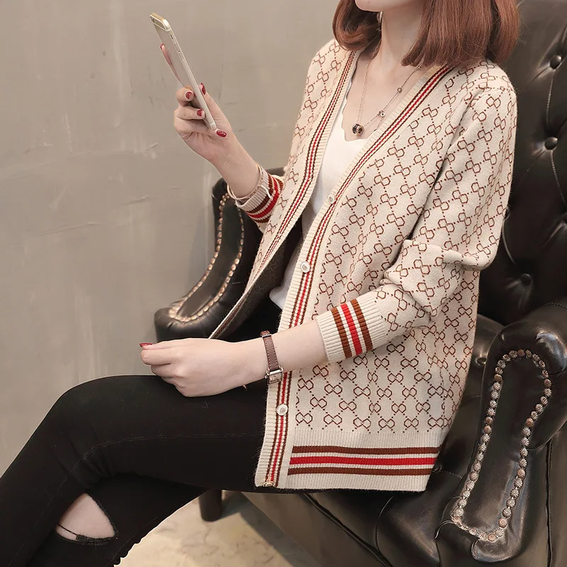 Beige Sweater Женский свитер с пуговицами, длинный рукав, полосатый вязаный кардиган для девушек, осень, новинка, большие размеры, хлопок, свитера, роскошная вязаная одежда - Цвет: Beige Sweater