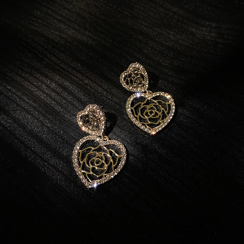 

Cute Female Big Flower Drop Earrings Trendy Gold Color Dangle Earrings Vintage Bridal Heart Zircon Wedding Earrings For Women