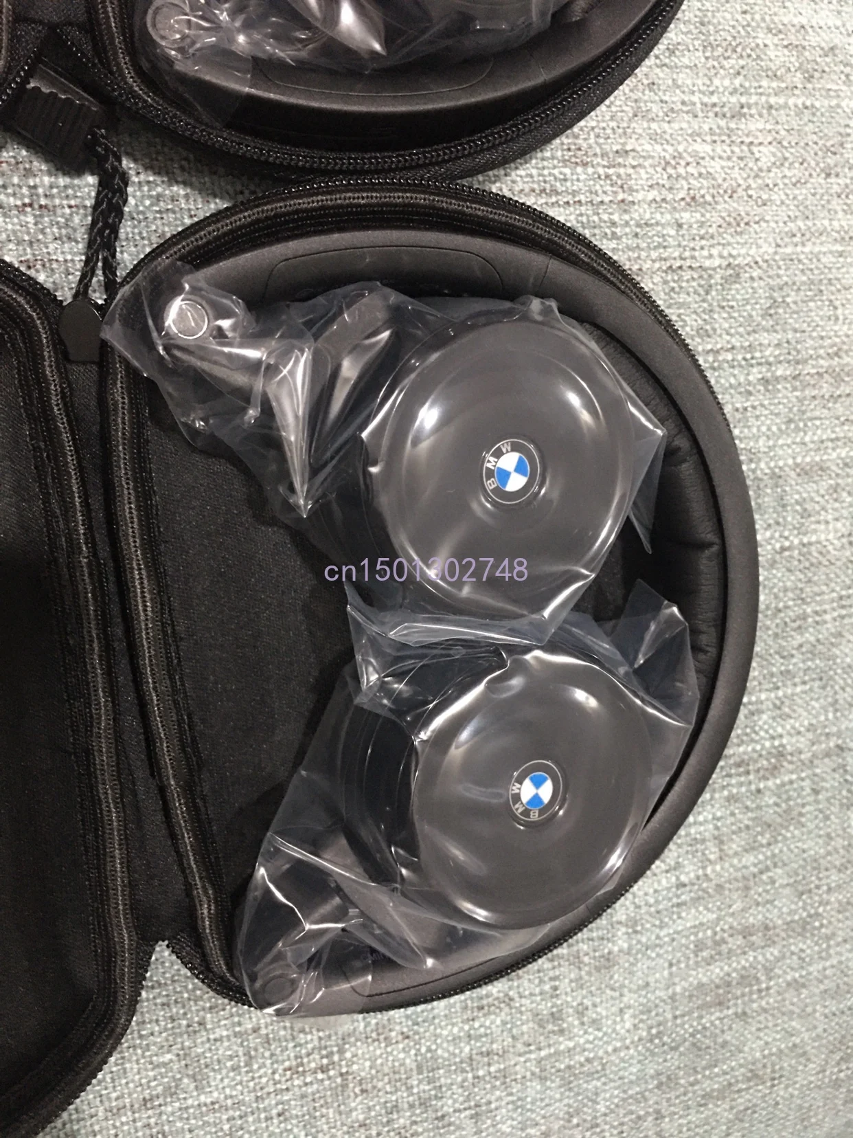 

Рекомендуем BMW Оригинальные задние развлекательные Беспроводные цифровые наушники марки AKG 3 5 7 серии новые X5X7.