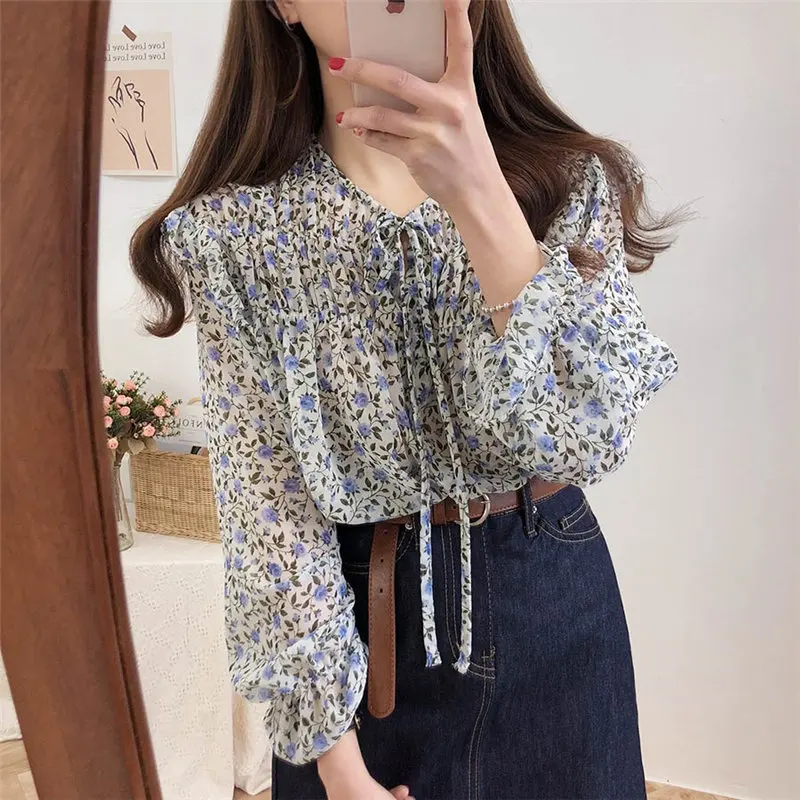 

Sweet Chic Large Size Casual 2021 Bow Gentle Flare Sleeves Thin Brief Print Cute Floral All-Match Stylish Blouses
