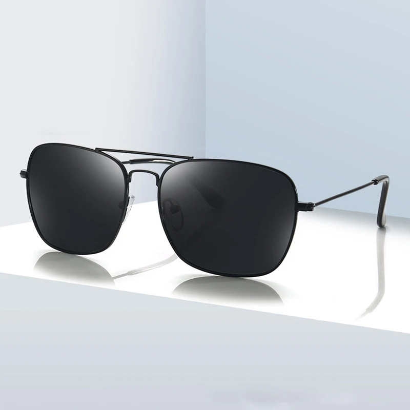 

Солнцезащитные очки в квадратной оправе UV400 для мужчин и женщин