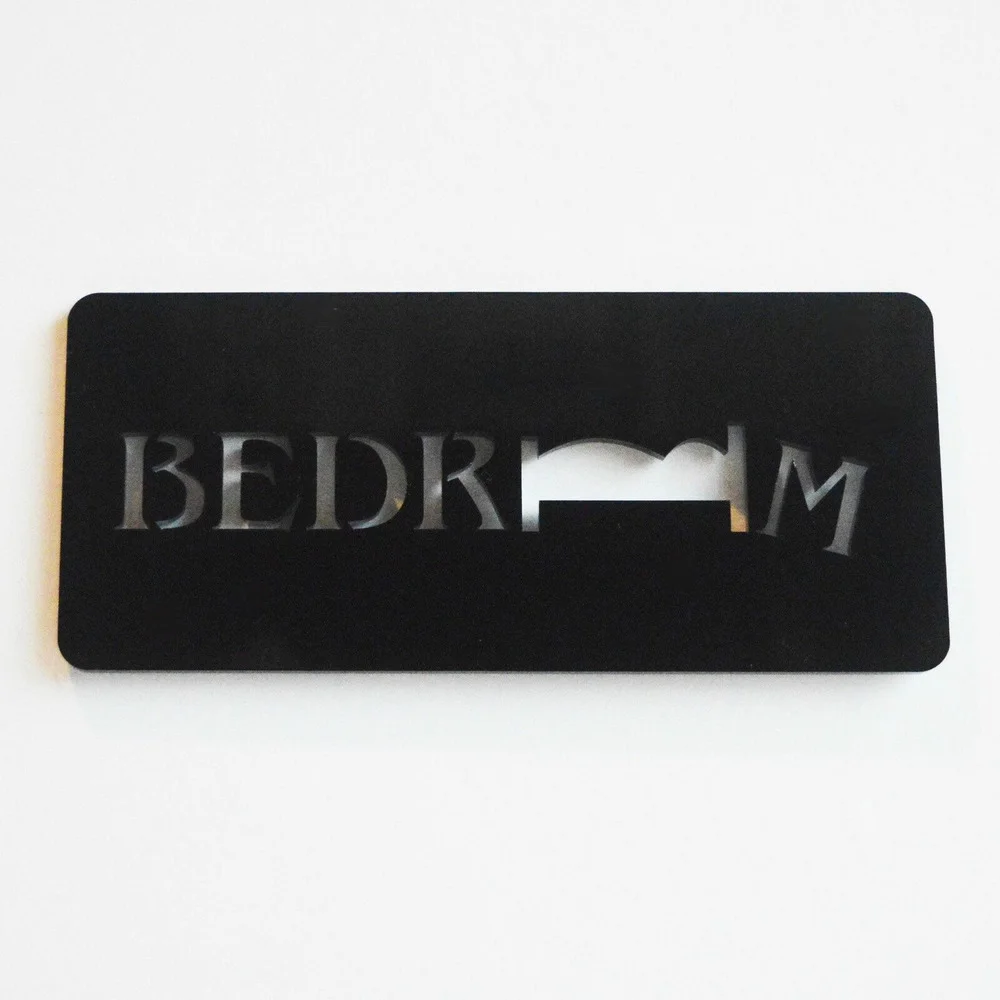 

Customized High Quality Black Bedroom Unique Missing OO Acrylic Door Sign