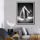 Nordic Обнаженная женщина бокал для вина черный, белый цвет сексуальная девушка Картина на холсте, украшение стены искусства плакатов и печатать фотографии для домашнего декора