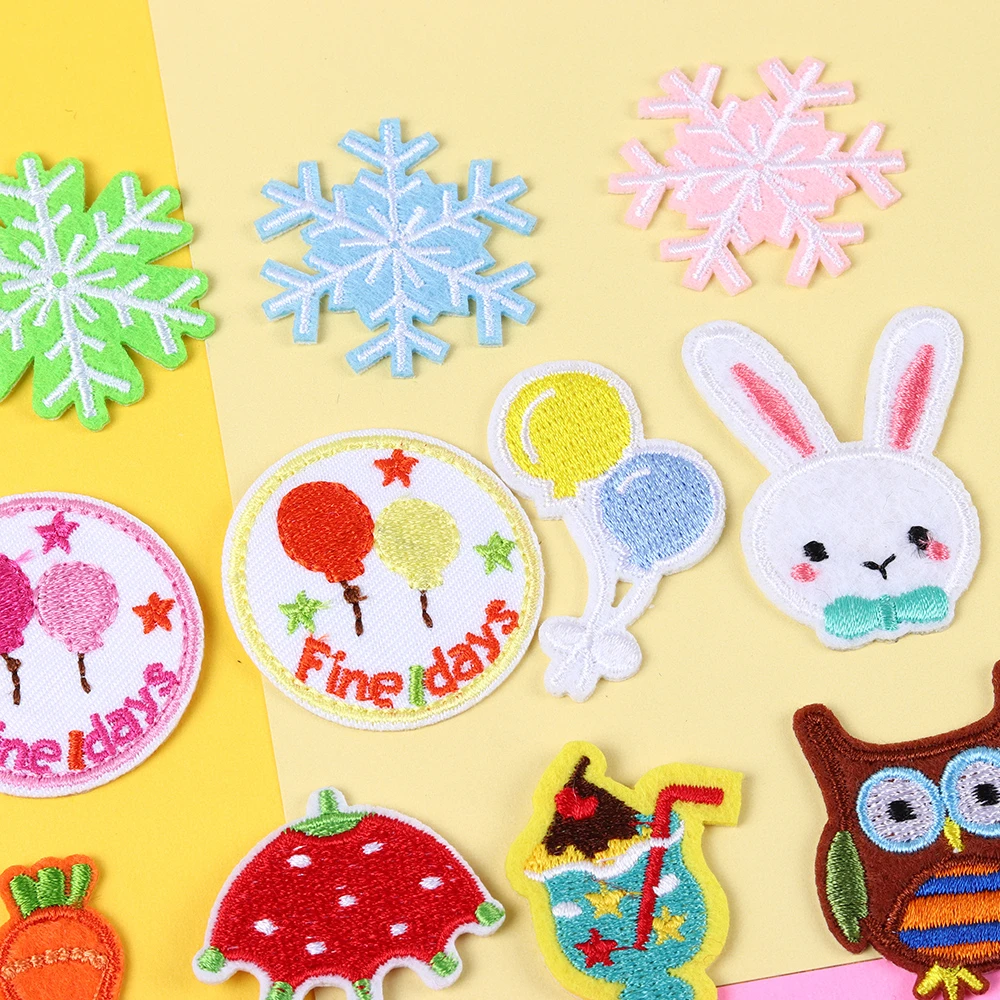 Торт воздушные шары красный Вышивка зонтиками напитки заплаты в форме моркови