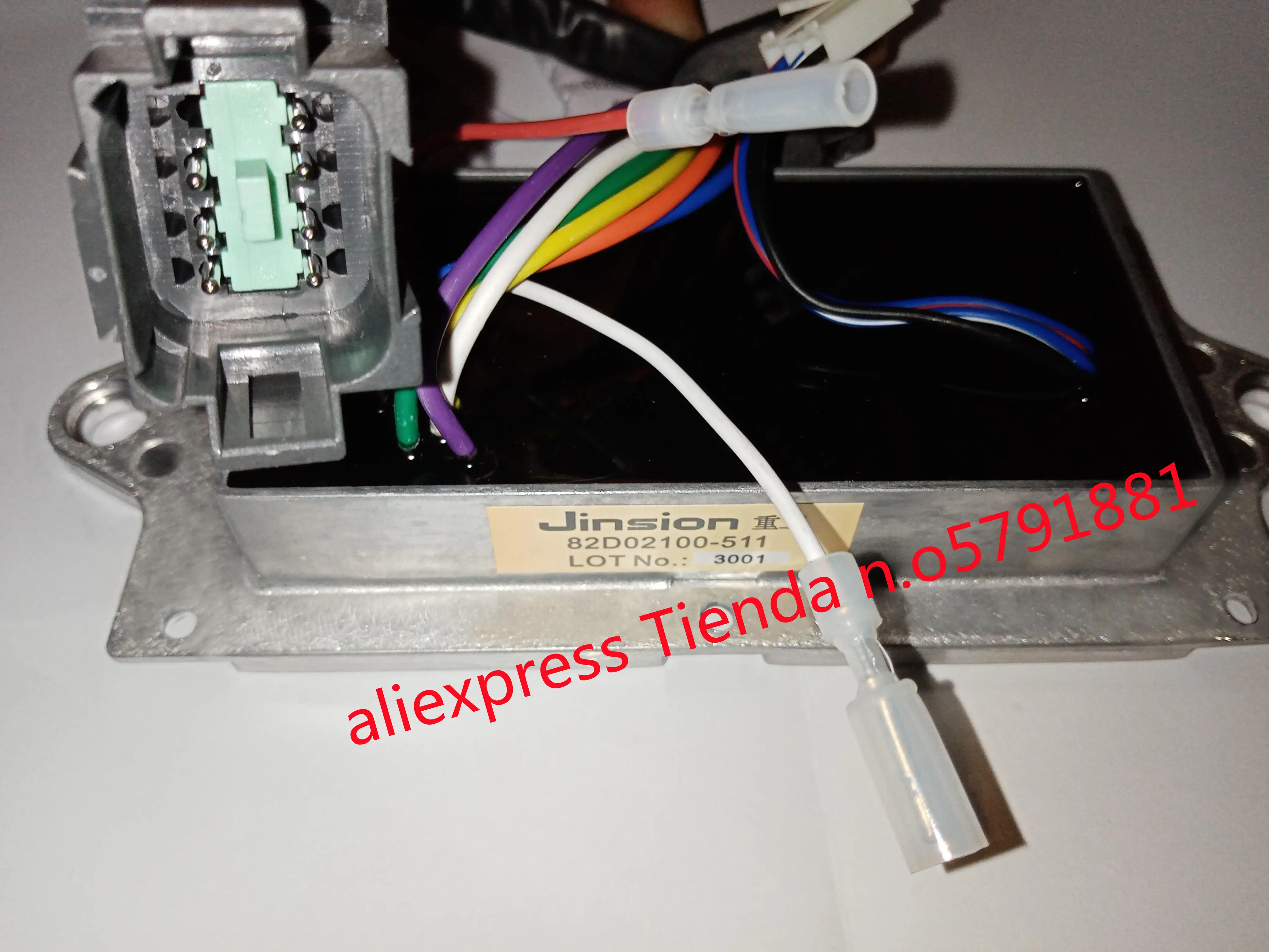 

Модуль привода дроссельной заслонки экскаватора E320C, 7 линий, 82D02000-101 82D02100-511