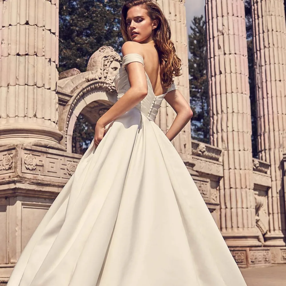 

Vestido de Noiva Bridal Dresses Eslieb High Quality Satin Wedding Dress 2019 with button and crystal belt wedding dresses