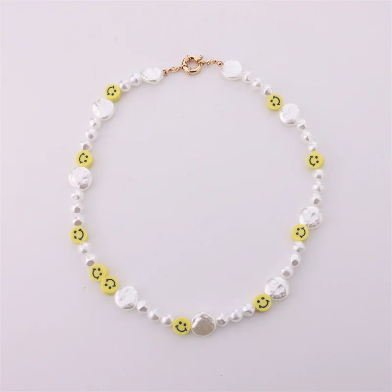 

Ladies Soft Pottery Smiley Face Shaped Pearl Necklace New Personality Fashion Trend Sailor Clasp Jewelry