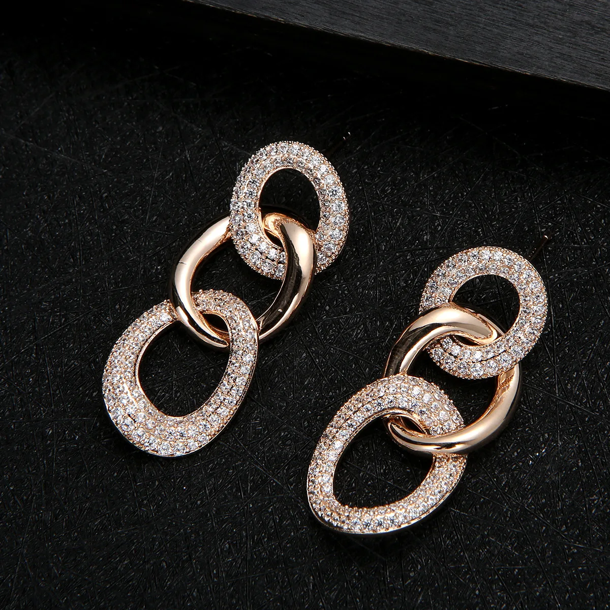 

Stitching chain earrings long tassel simple earrings