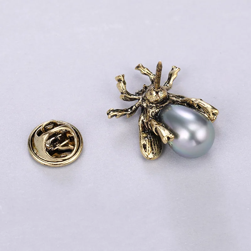 

MAIKALE Vintage Honey Bee Brooch Pins Pearl Insect Brooches for Women Clothes Kids Bag Accessories Housefly Broche Charm Gifts