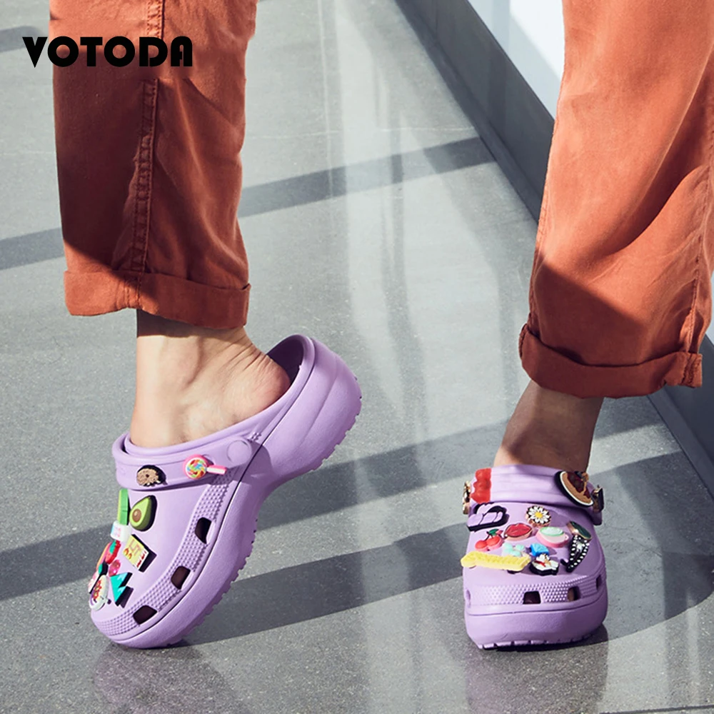 Шлепанцы женские на толстом каблуке сандалии с перфорацией дышащие тапочки для