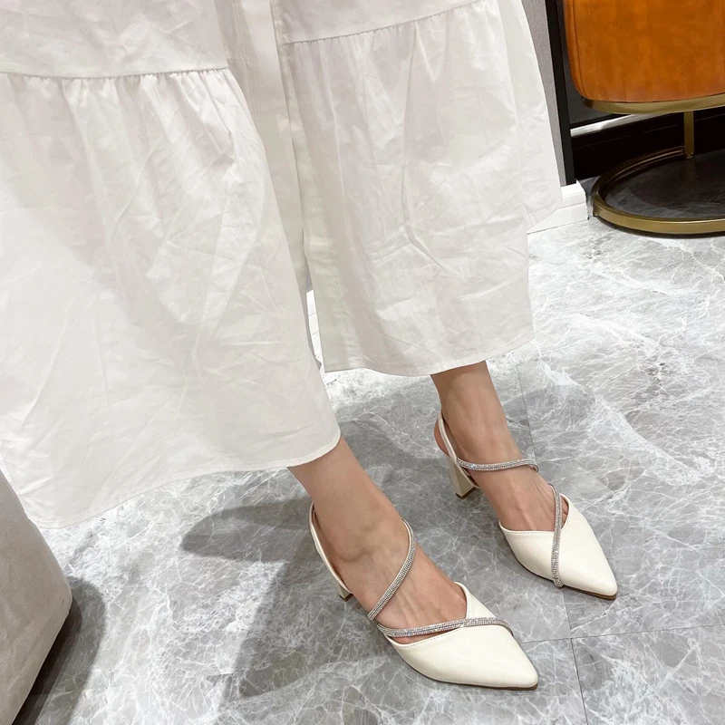 

2020 spring and summer new fashion high-heeled thick-heeled pointed toe sandals single shoes