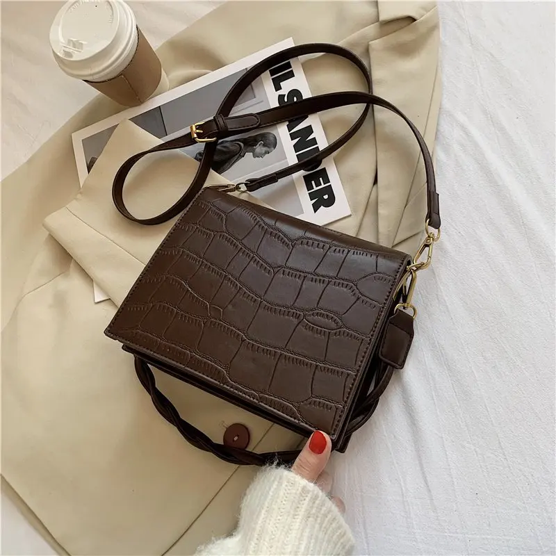 

Fashion Versatile Single Shoulder Messenger Bag 2021 spring summer bag women's summer new fashion net red texture