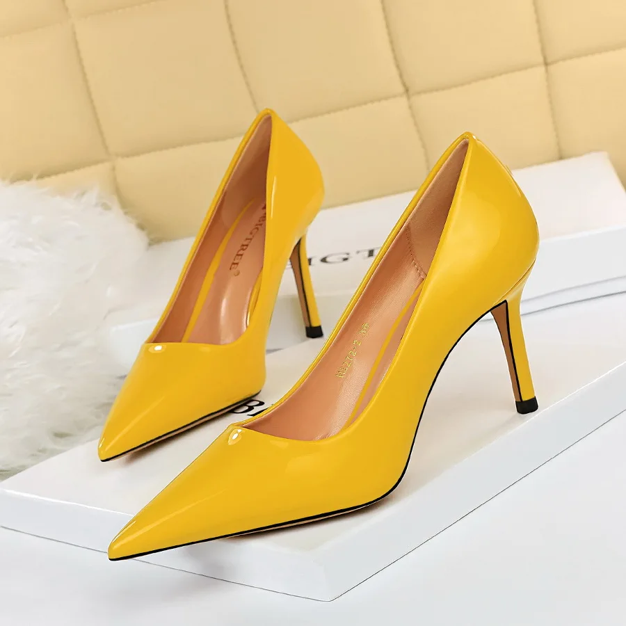 2021 New Women Yellow Blue 8.5cm High Heels Pumps Patent Leather Female Scarpins Office Pointed Toe Tacons Pumps Shoes Plus Size