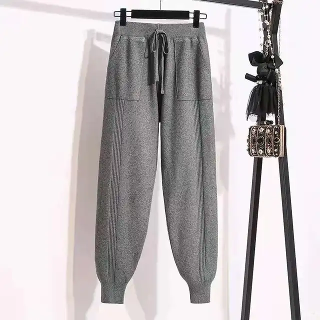 Брюки лапша женские. Брюки вязаные широкие. Кюлоты черные. Трикотажные штаны клеш. Трикотажные вязаные брюки.