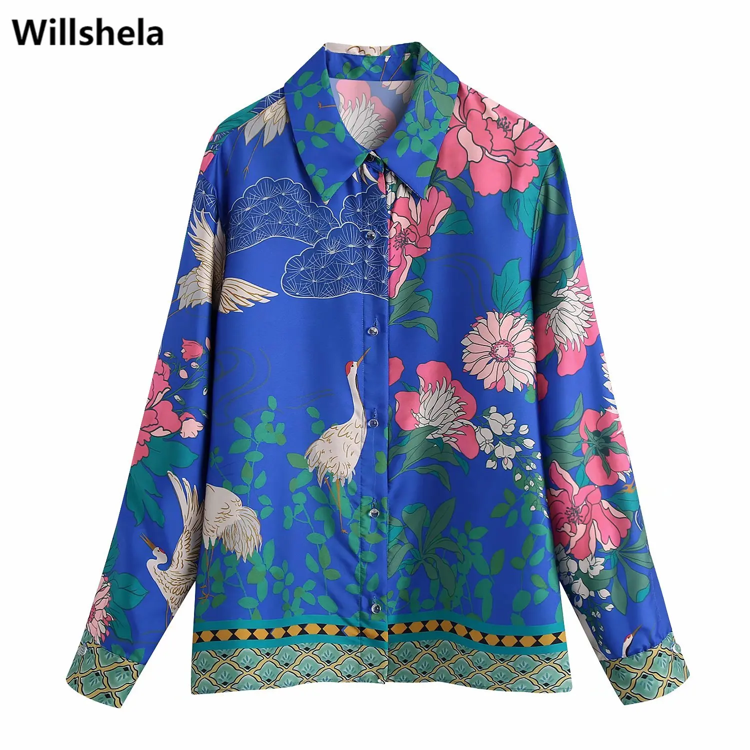 

Женская рубашка с длинным рукавом и отложным воротником