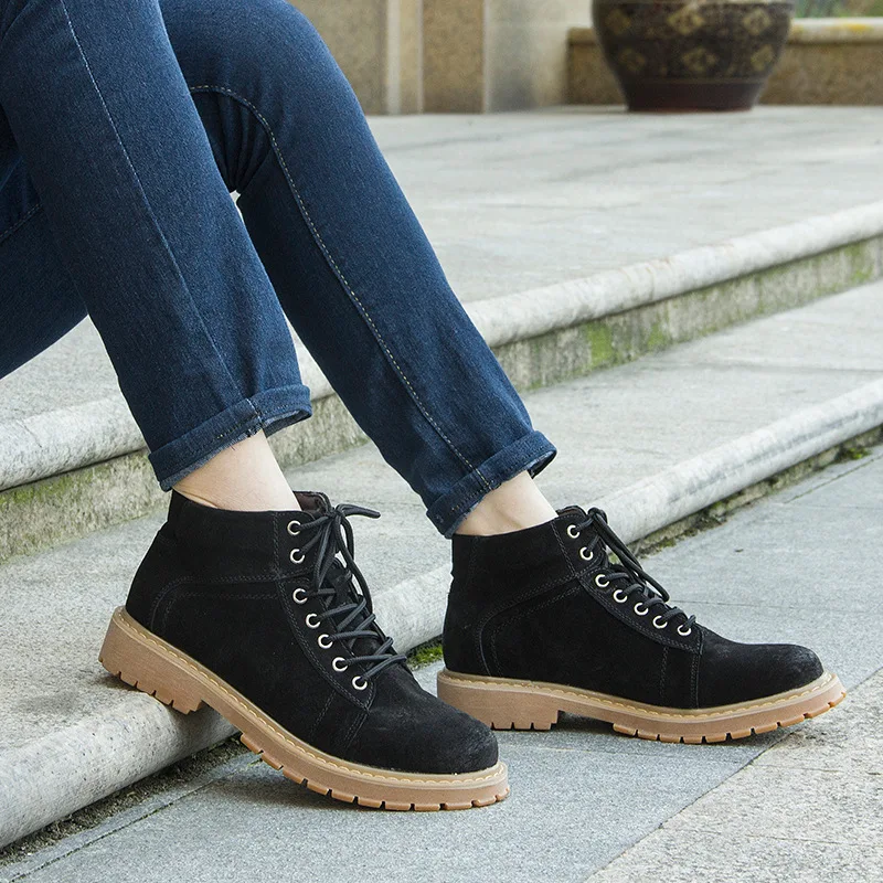 

Frosted Leather Martin Boots Men's British Tooling Men's Boots Plush Retro Boots High