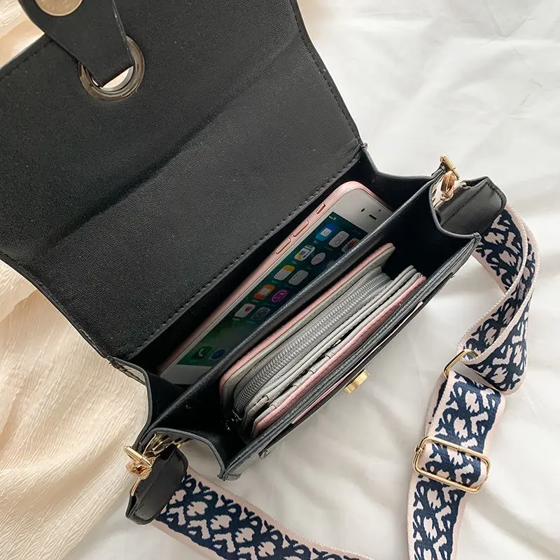 

Casual Female Handbags For Women Bags 2020 Fashion Cross Shoulders Packet Messenger Woman Small Square Bag Large Capacity bolsos