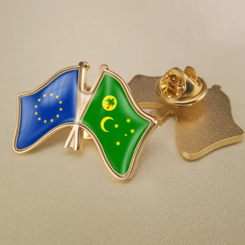 

European Union and Cocos (Keeling) Islands Crossed Double Friendship Flags Brooch Badges Lapel Pins