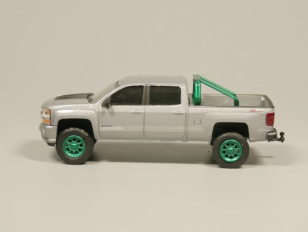 Greenlight 1: 64 2018 Chevrolet Silverado литая модель автомобиля GL100B |