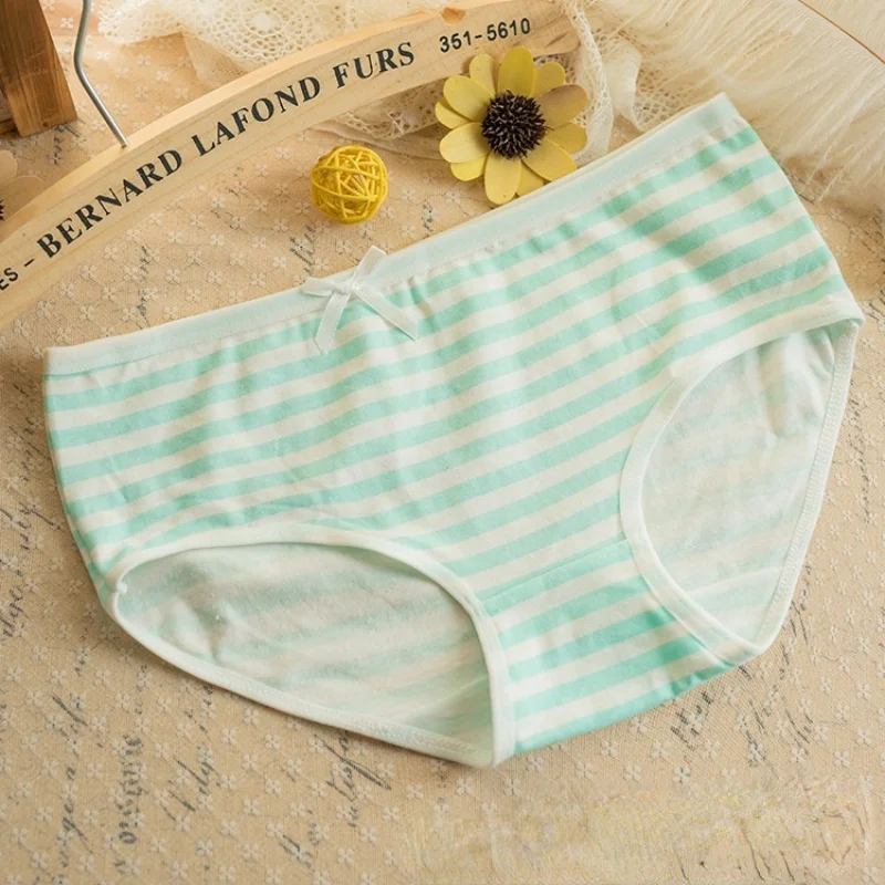 Трусики-брифы в японском стиле с бантом | Женская одежда