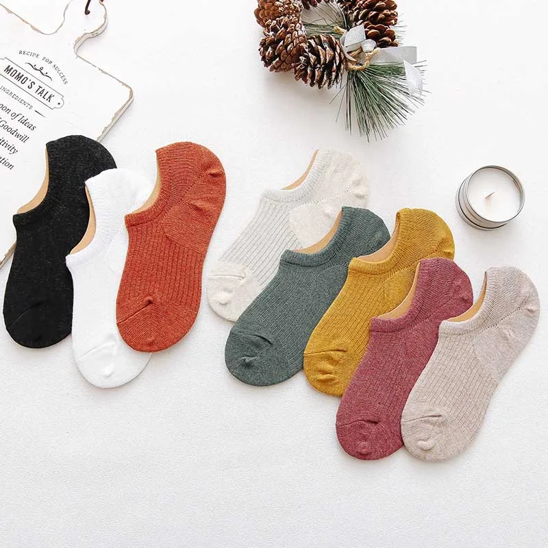 Минималистичные короткие носки в Вертикальную Полоску для отдыха удобные