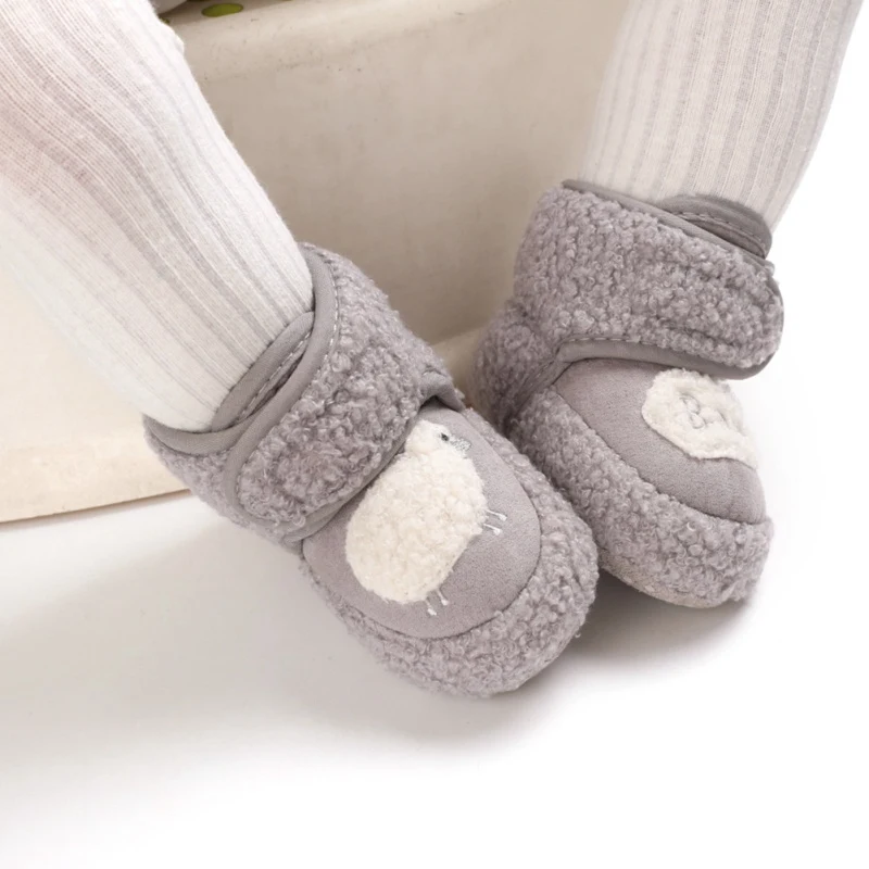 

Baby Winter Warm First Walkers Cotton Baby Shoes Love Pattern Decoration Velvet Soft Sole Indoor Shoes For 0-18M
