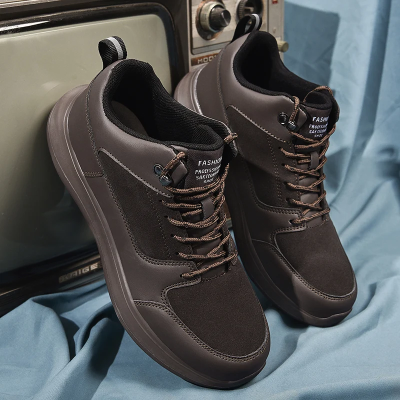 Новые зимние мужские ботинки модная теплая зимняя обувь на толстой нескользящей