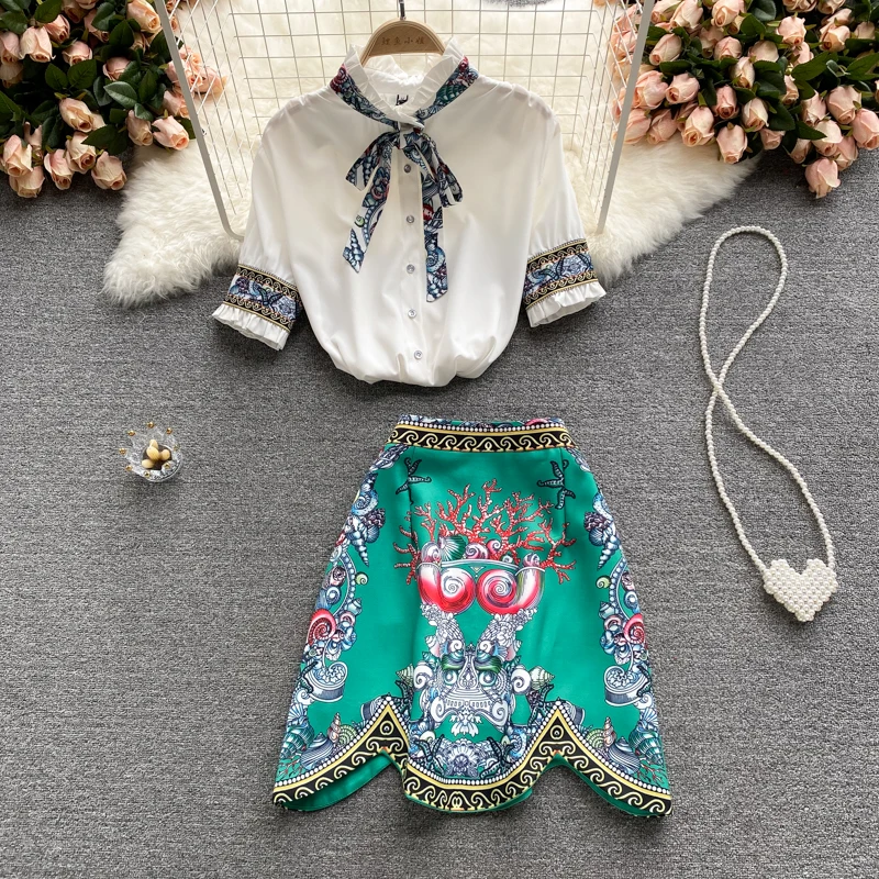 

Summer Temperament Fashion New Suit Women's Short-sleeved Stand-up Collar Shirt Printed Wave Skirt Two-piece Suit DK643