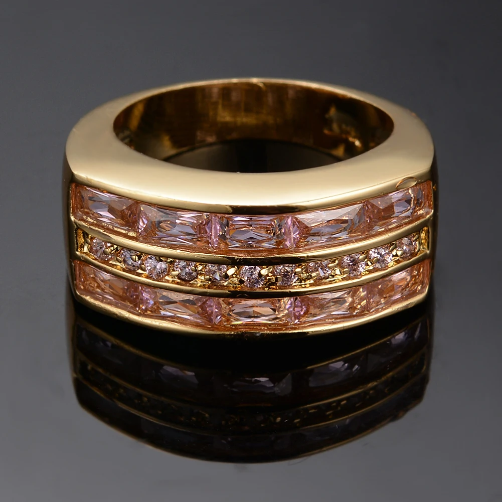 

Vintage Female Pink Crystal Stone Jewelry Charm Gold Color Big Wedding Rings For Women Luxury Geometry Zircon Engagement Ring
