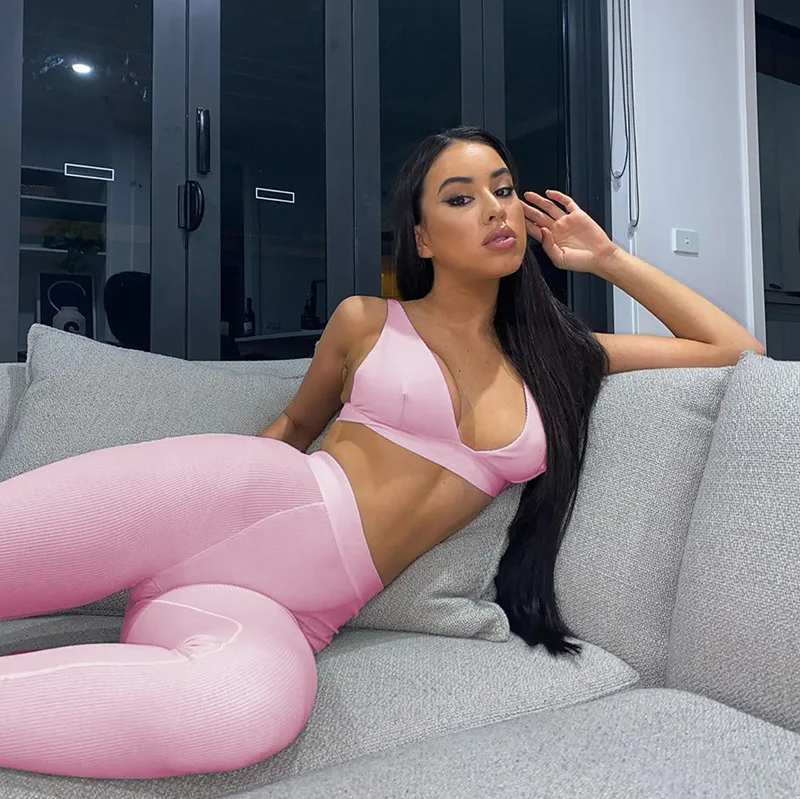 

2021 spring and summer women's new V-neck sports yoga suit women