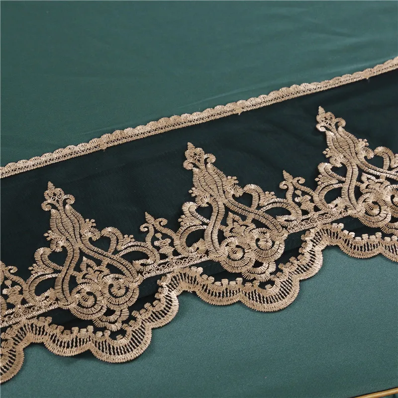 Комплект постельного белья из хлопка с вышивкой и кружевом | Дом сад