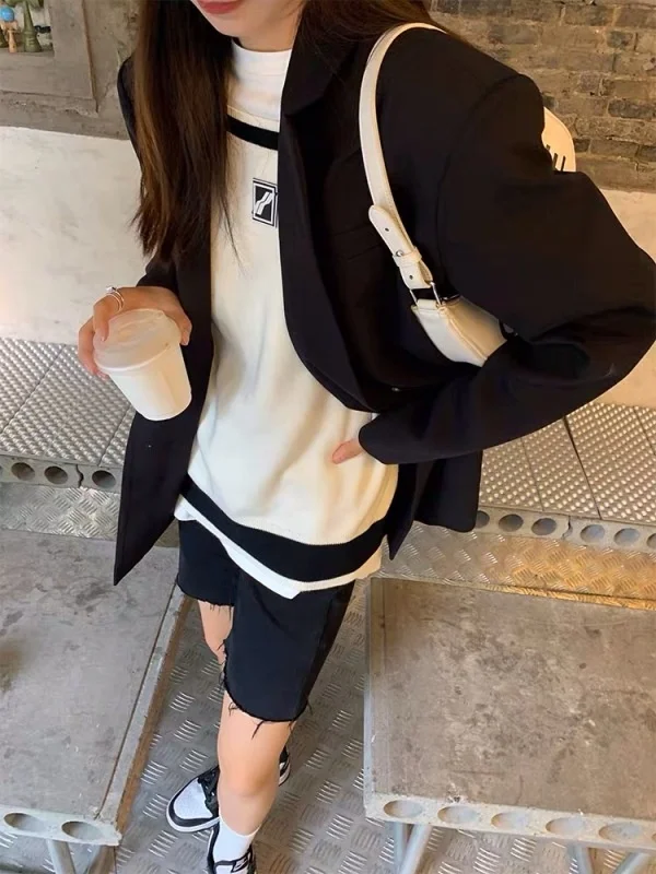 Женский трикотажный жилет с квадратным вырезом весна-осень 2021 |