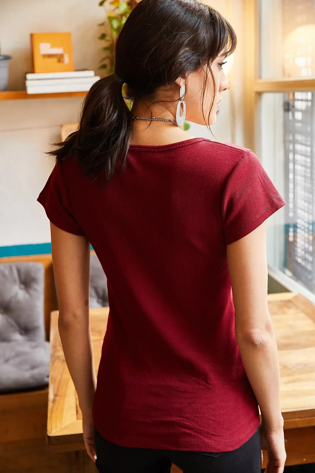 

Women's New Season Cherry Color Snap Fastener Camisole T-shirt Short Sleeve