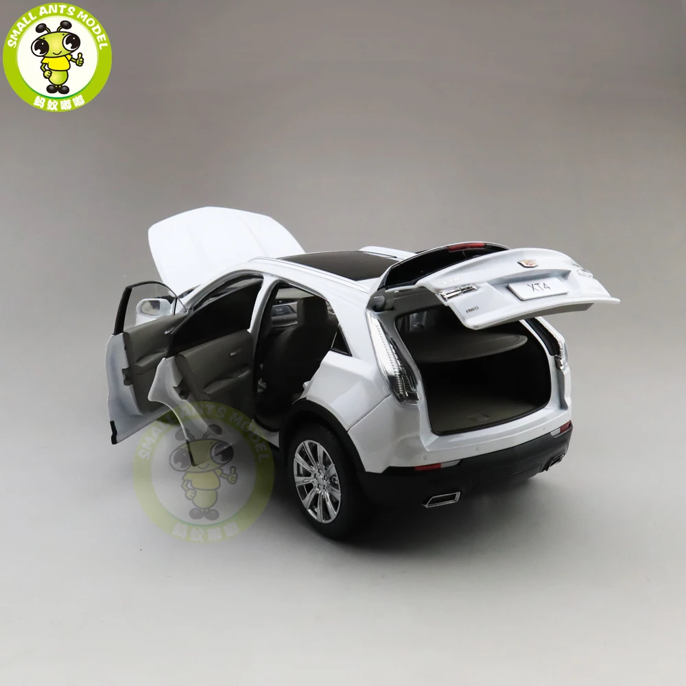 1/18 США GM Cadillac XT4 литой модельный автомобиль игрушка джип подарки для мальчиков и девочек