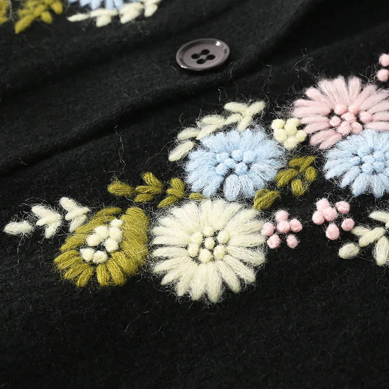 Свитер Для женщин с круглым вырезом Контраст разноцветные цветочной вышивкой 2020