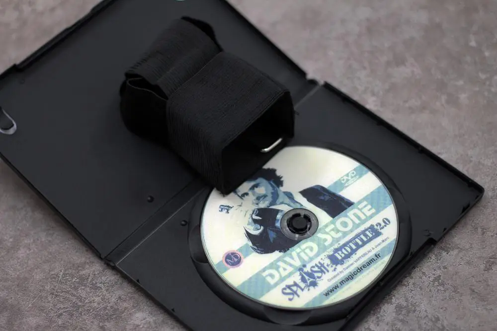 Splash Bottle 2 0 от David Stone (DVD и Gimmick) магии для съемки крупным планом|splash bottle|magic tricksmagic tricks