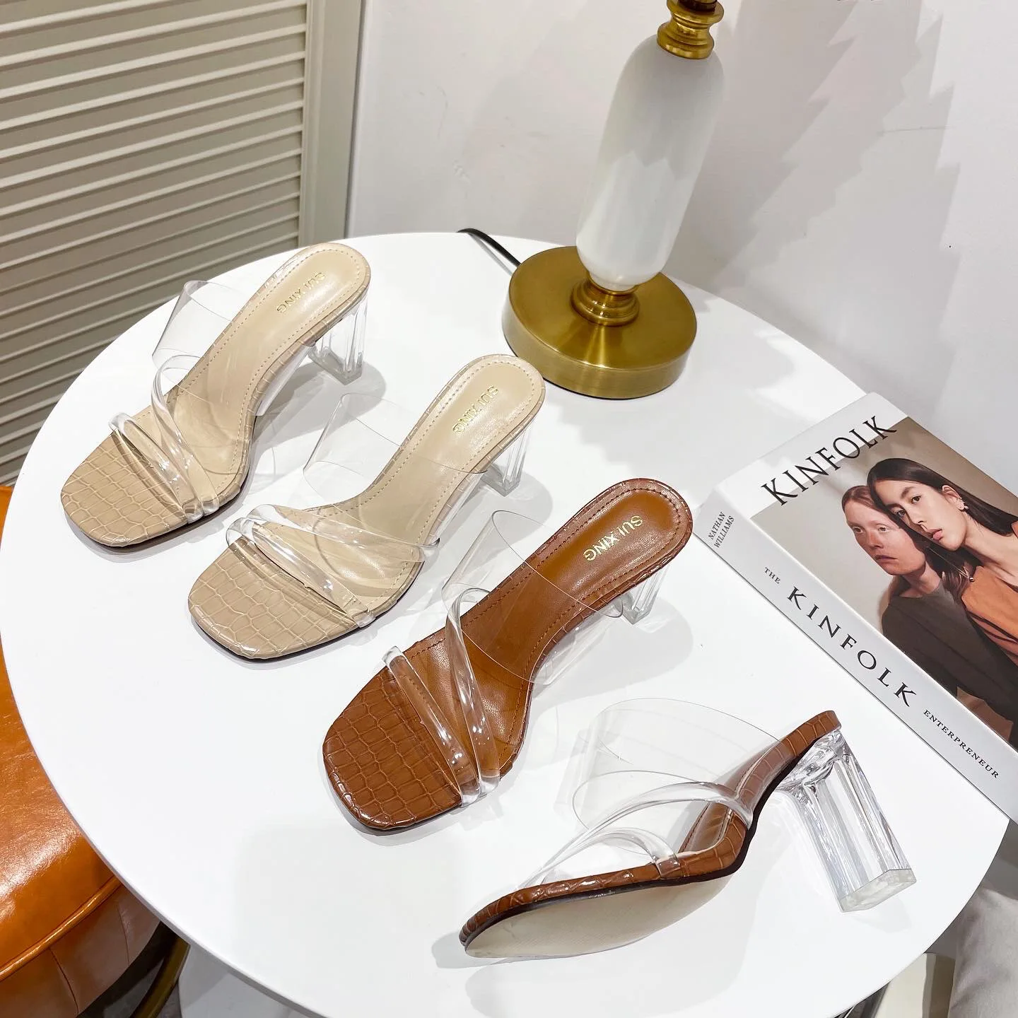 

Shoes Slippers Casual Square heel Glitter Slides Women Heels Pantofle Luxury Block Jelly High 2021 Transparent Rome PU Fabric Sc