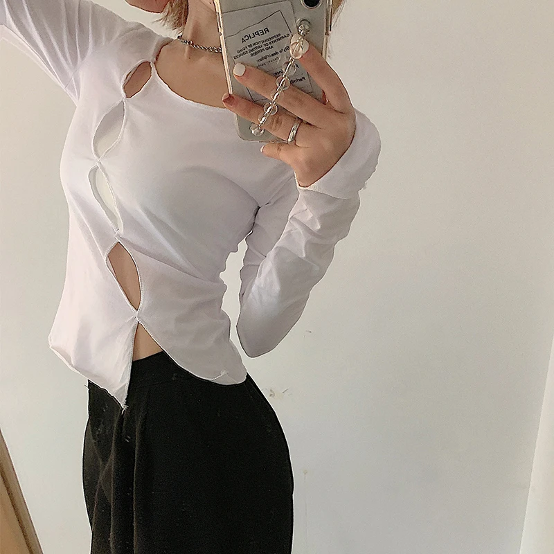 

2021 spring and autumn perforated long sleeve sunscreen small sexy white t-square.