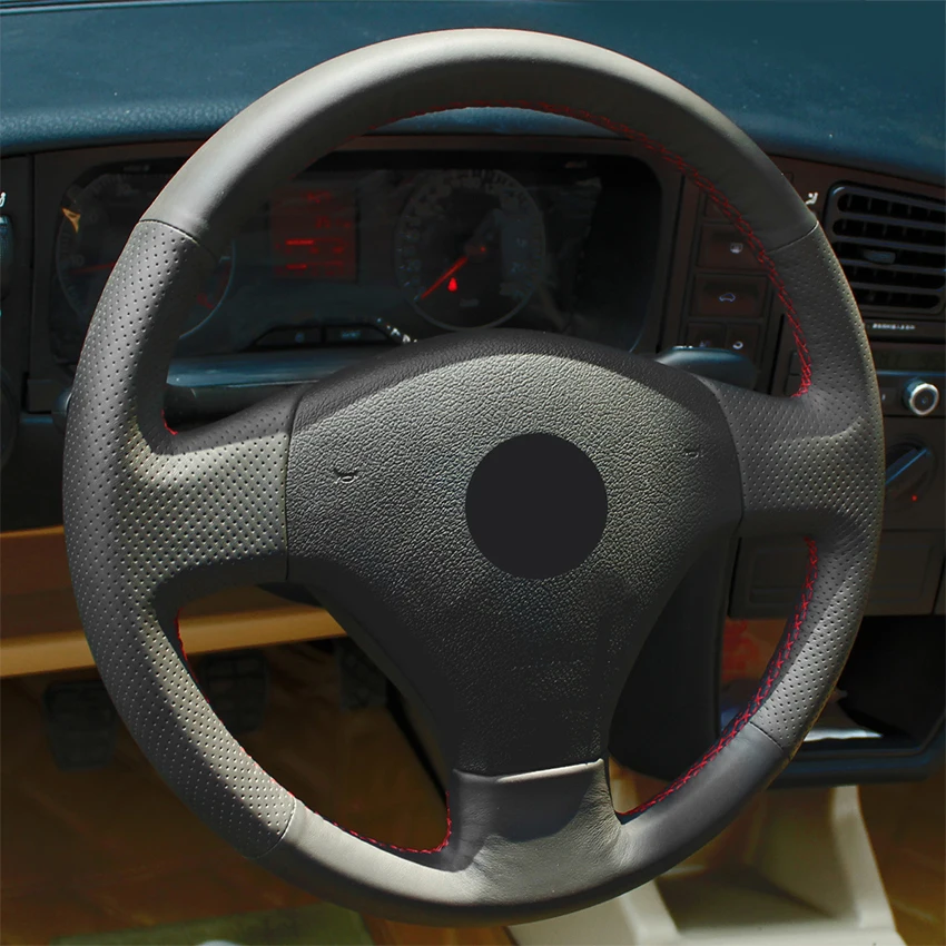 Сшитый вручную черный искусственный кожаный чехол рулевого колеса автомобиля