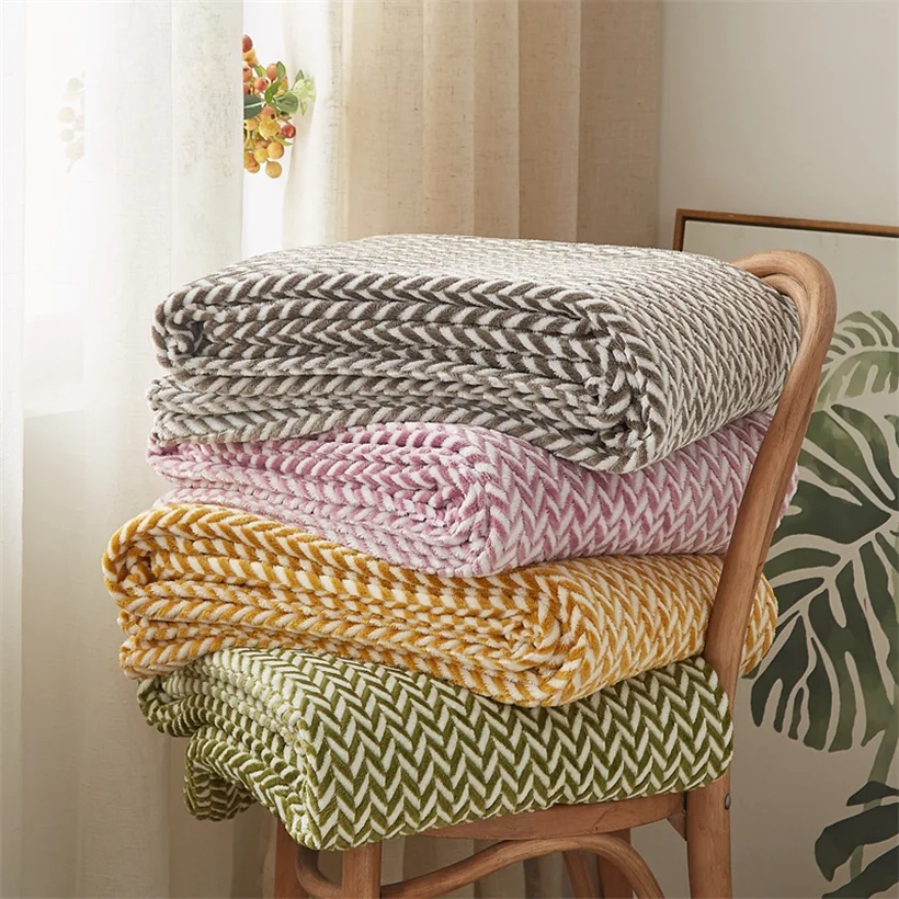 

Super Soft Flannel Blanket for Bed Sofa Office Yarn-Dyed Milk Velvet Bedspread Warm Throw Blankets Plaid Striped Bed Cover