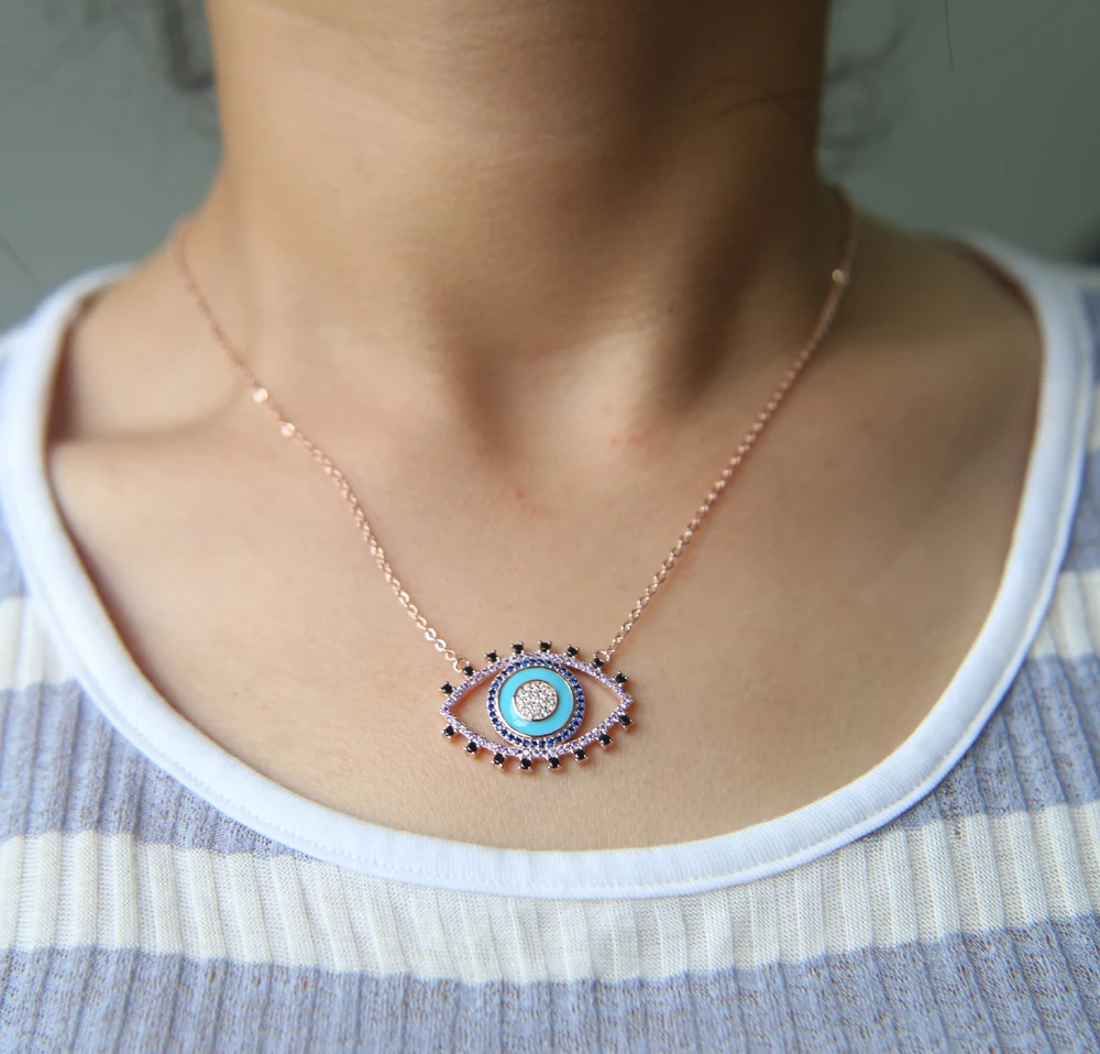 Цепочка-чокер Женская бирюзовая под розовое золото с синими и красными камнями