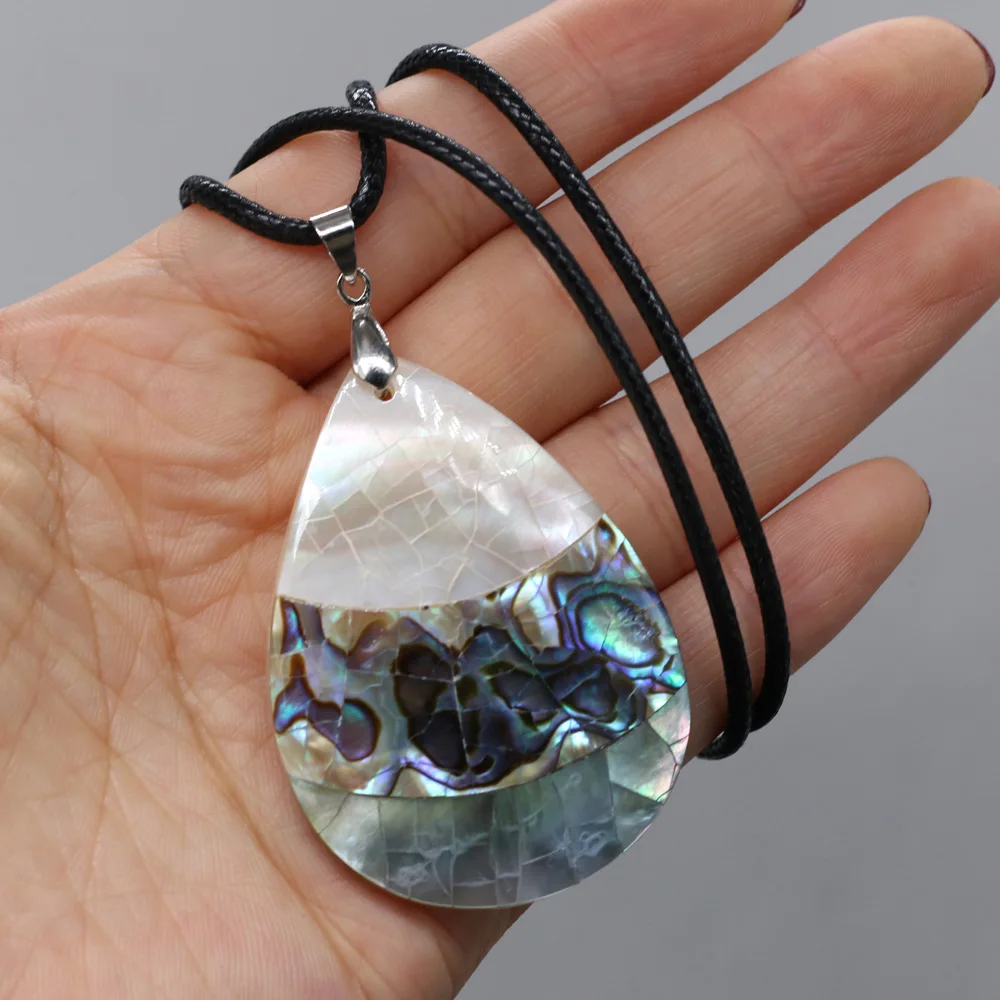 

Natural Mother of Pearl Shell Necklace with Drop Shape Shells Pendant Leather Rope Neck Chain Necklaces for Women Men Jewelry