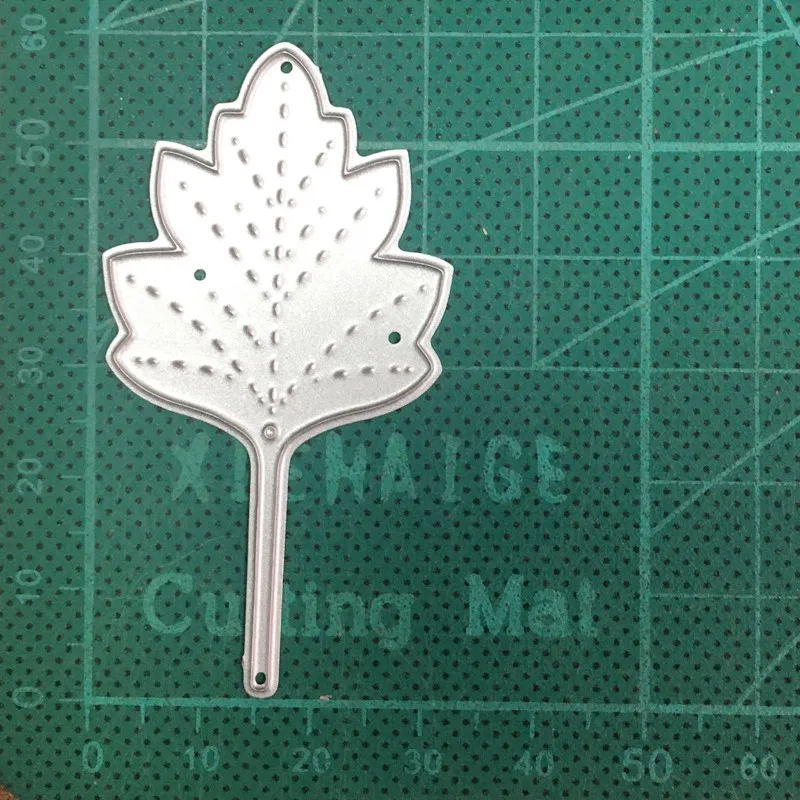 Новинка 2020 металлические штампы бирка с Кленовым листом режущие для сделай сам