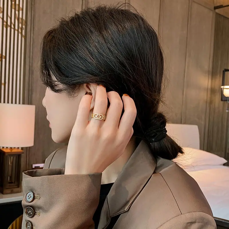 

Gold Light Luxury Hollow Ring Female Personality Rhinestone Fashion Special-Interest Open Ring Korean Style Online Influencer