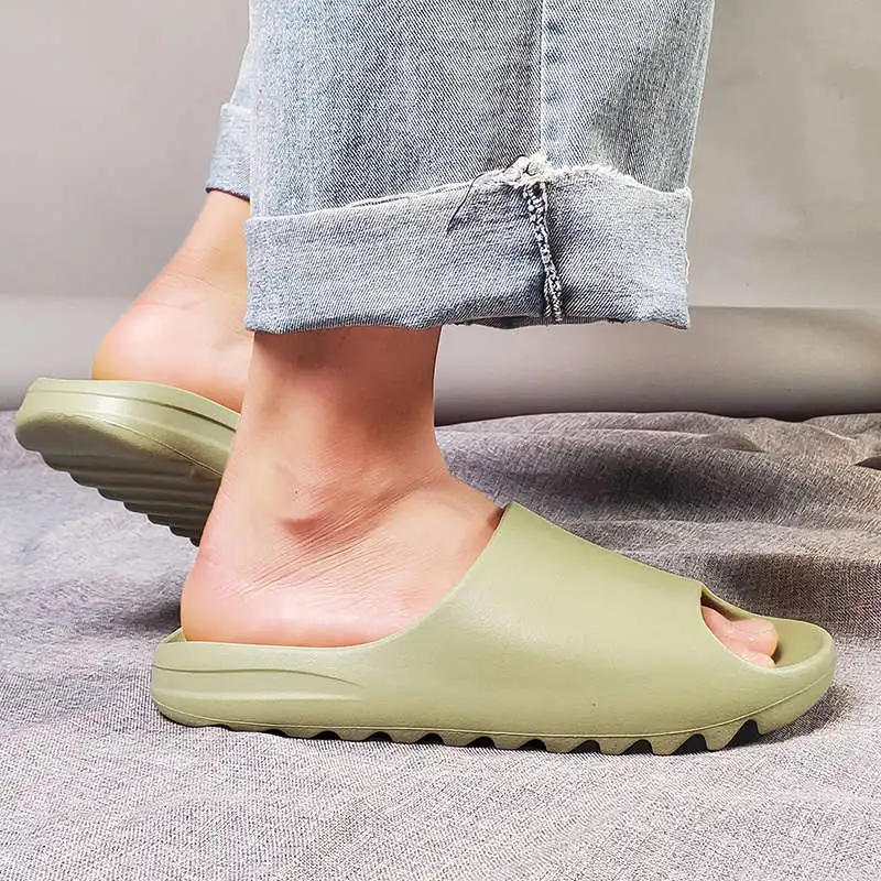 

Clogs Man Sapato Fluffy Slippers Esportivo Men's Flip Flops For Summer Height Increases Men's Shoes Brands Zapatillad Tennis